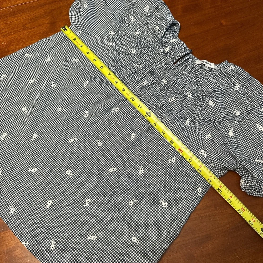 Madewell Navy Gingham Smocked Puff Sleeve Top